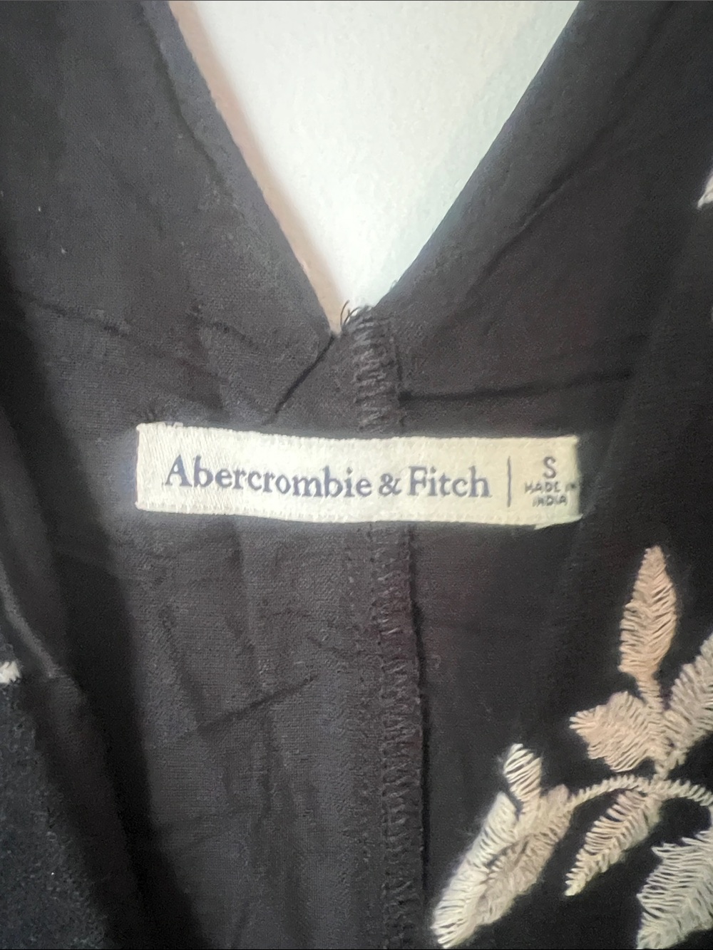 Abercrombie & Fitch Black Dress with Cream Floral Stitching - Picture 2 of 6